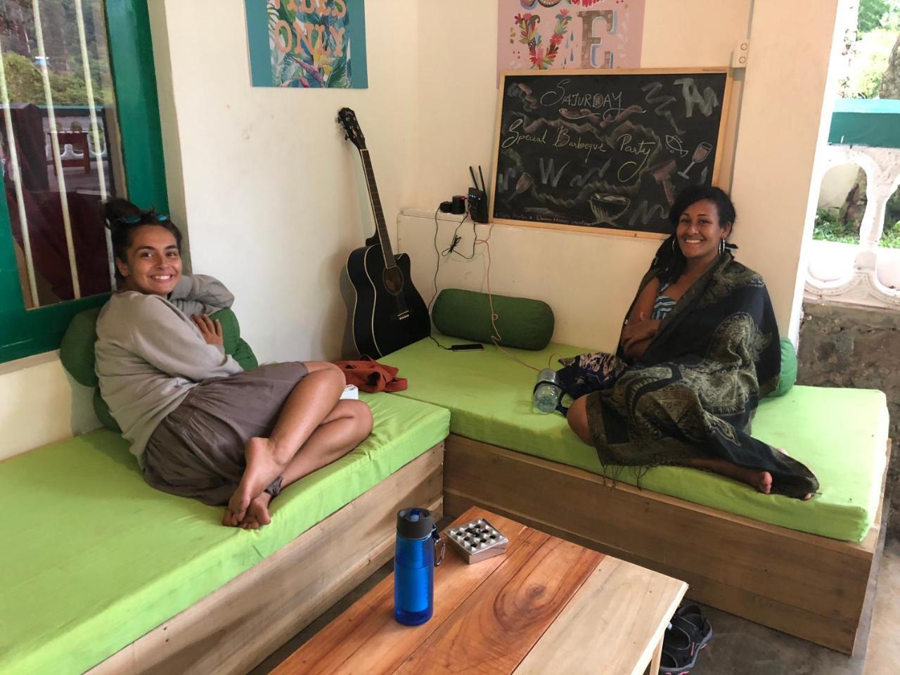 Ella Escapade Hostel By Nomadic Bagian luar foto
